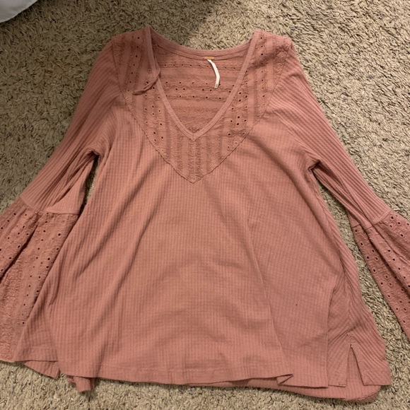 Free People Top - Picture 1 of 3